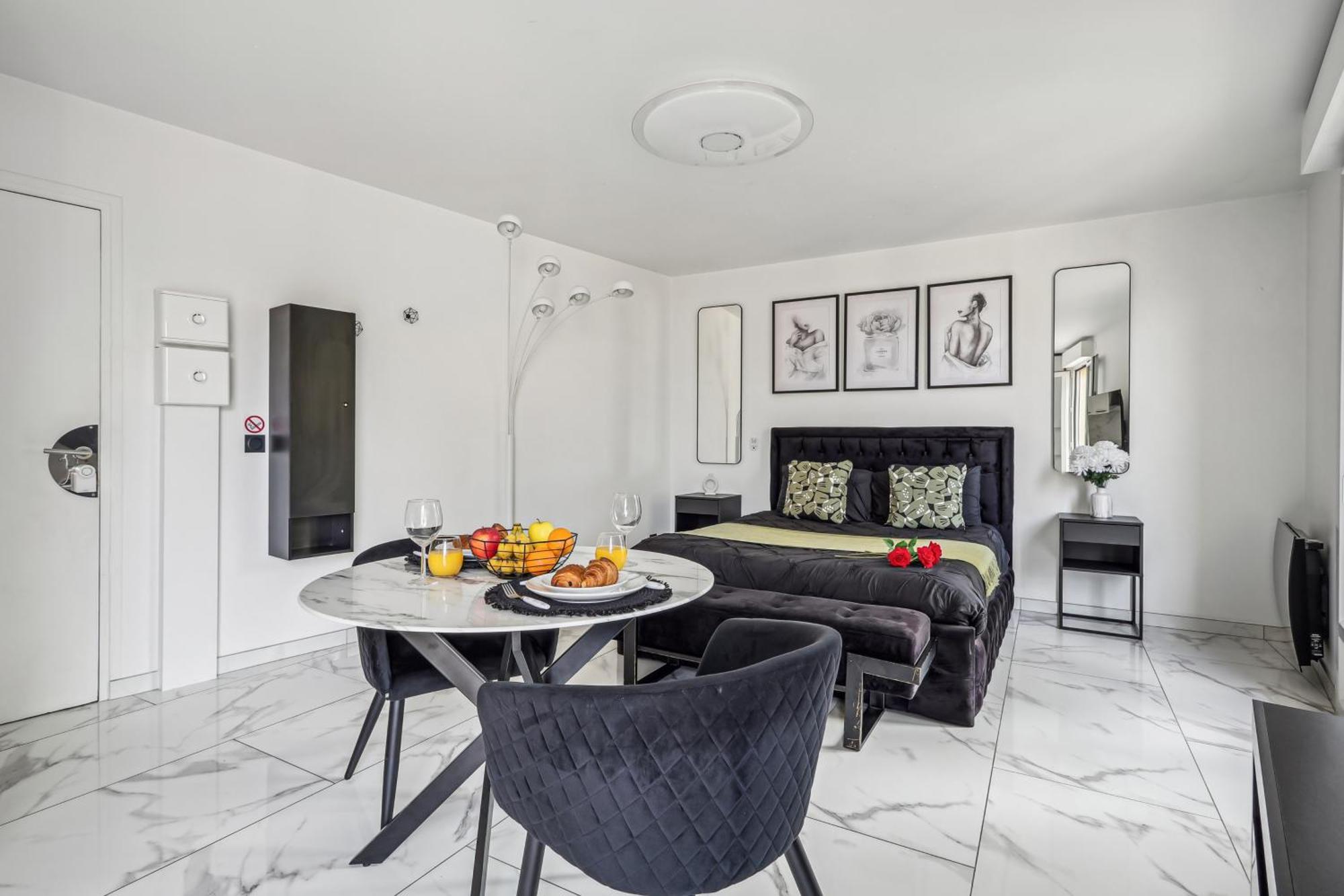 Studio Avec Jacuzzi & Vue Sur Le Parc Soubiran Dammarie-lè-Lys Extérieur photo